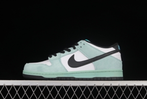 NIKE DUNK SB Low IW Ice Blue Dunk Series Low Top Casual Sports Skateboard Shoes 819674-301