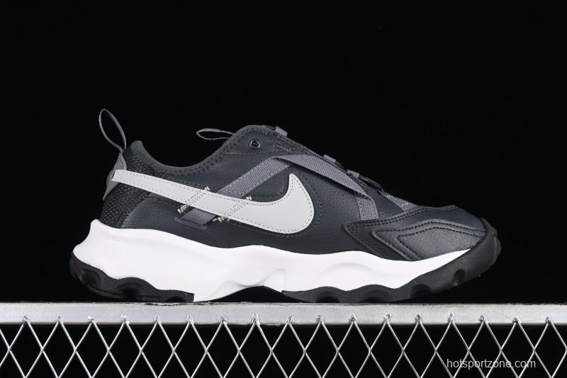 Nike TC 7900 Retro Chunky Dad Shoes with Reflective Swoosh and Cushioned Sole - DD9682-001