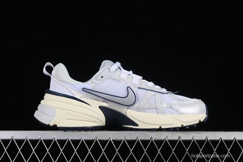 Nike Runtekk V2K Retro Low-Top Running Shoes with Cushlon Midsole - FD0736-102