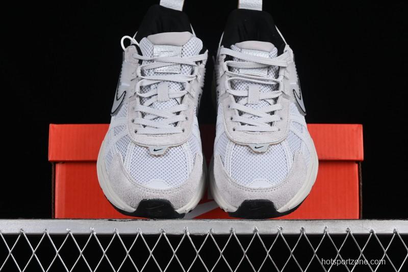 Nike Runtekk V2K Retro Low-Top Running Shoes with Cushlon Midsole and Distressed Effect - FN6703-002