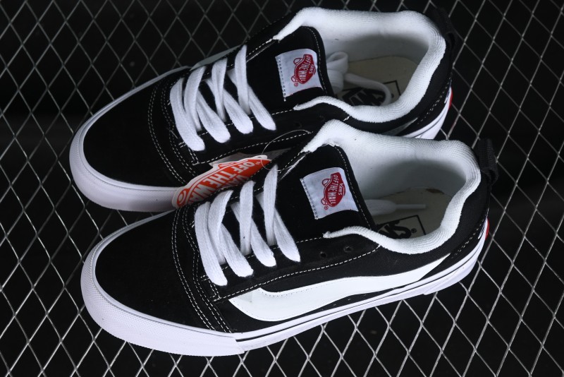 Vans Classics Knu Skool Coca-Cola Collaboration Black White Embroidery Chunky Tongue Sneakers - VN0009QC6BTI