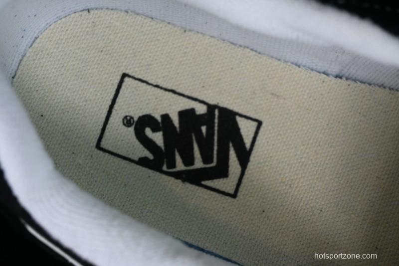 Vans Classics Knu Skool Coca-Cola Collaboration Black White Embroidery Chunky Tongue Sneakers - VN0009QC6BTI