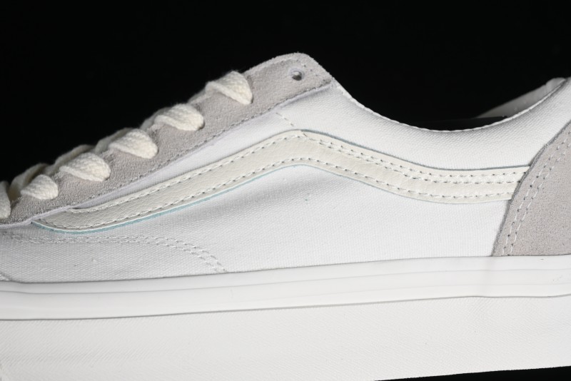 Vans Old Skool Reissue 136 Classic Low-Top Skate Shoes with Detachable Cushioned Insole - VN000MT6QC5
