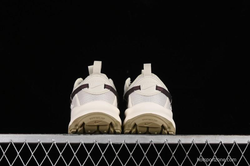 Nike TC 7900 Retro Dad Shoes with Reflective Swoosh and Cushioned Sole - DD9682-003