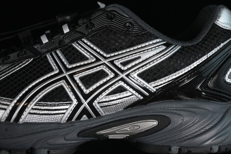 Asics Gel-Kahana Tr V4 Running Shoes with FF BLAST PLUS Cushioning Technology - 1203A585-100