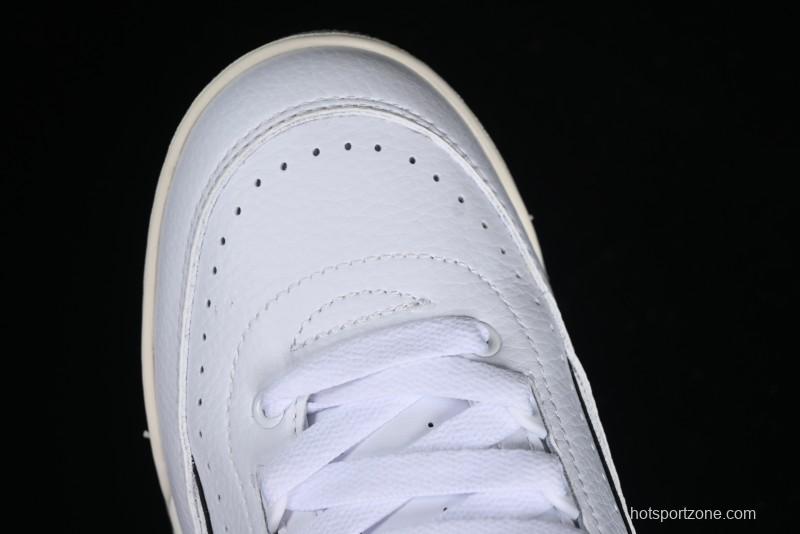 Nike Air Jordan 2/3 Retro Low Top Basketball Shoes in White/Black/Sail/Cement Grey - FD0383-100