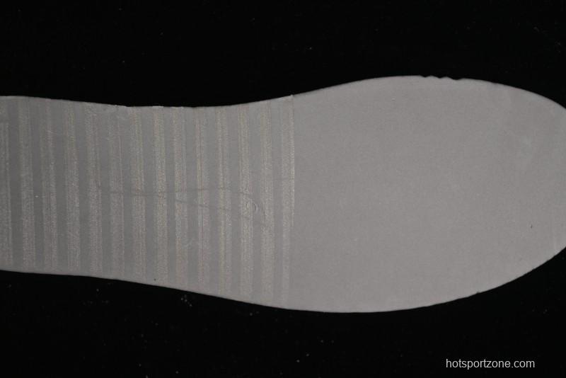 Nike Dunk Low SB Silver Surfer Skateboarding Shoes with Metallic Silver Upper - HF0391-001