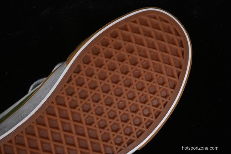 Vans Classics Knu Skool Retro Sneakers with Enlarged Toe and Thickened Sole - VN0009QCCIB