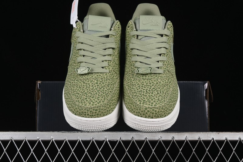 Nike Air Force 1 '07 Low Casual Sneakers with Full-Length Air Cushion - FV6519-200