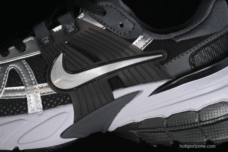 Nike V2K Runtekk 3XL Retro Low-Top Running Shoes with Shock Absorption and Anti-Slip Design - FD0736-005