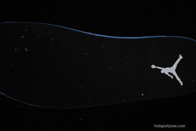 Nike Air Jordan 12 Retro Basketball Shoes in Wolf Grey - CT8013-010