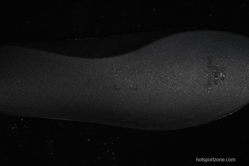 Nike Air Jordan 1 High OG Retro Basketball Shoes with Black Toe Design - DZ5485-106