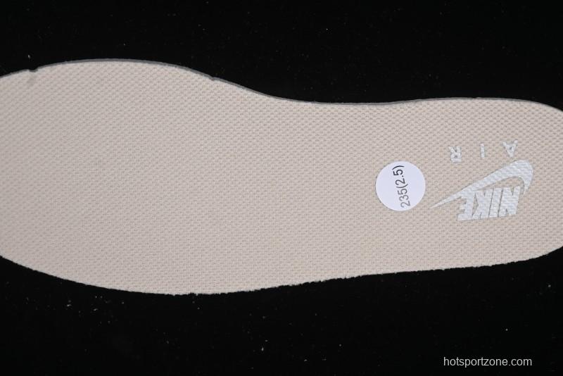 Nike Air Force 1 '07 Low Top Sneakers with Full-Grain Leather and Air Cushion - DQ7569-102