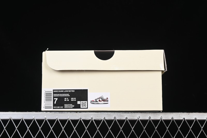 Nike SB Dunk Low Supreme Collaboration - Grey White Red Anniversary Customized Low-Top Casual Sneakers - XS1186-102