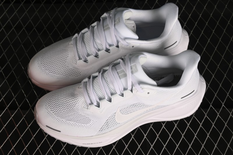 Nike Air Zoom Pegasus 41 Breathable Lightweight Running Shoes with Cushioning - FD2723-102