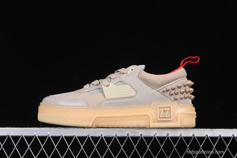 Christian Louboutin Funnyto Flat Comfortable Fashion Low Top Sneakers in Taupe - X.D4