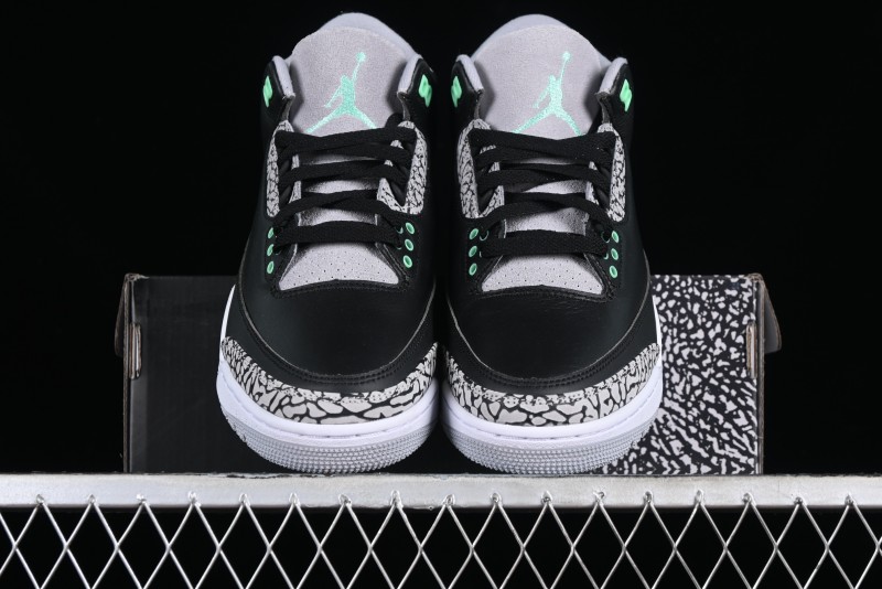 Nike Air Jordan 3 Retro Sneakers Green Glow - CT8532-031