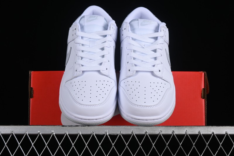 Nike SB Dunk Low All-White Low-Top Casual Skate Shoes - DV0831-101