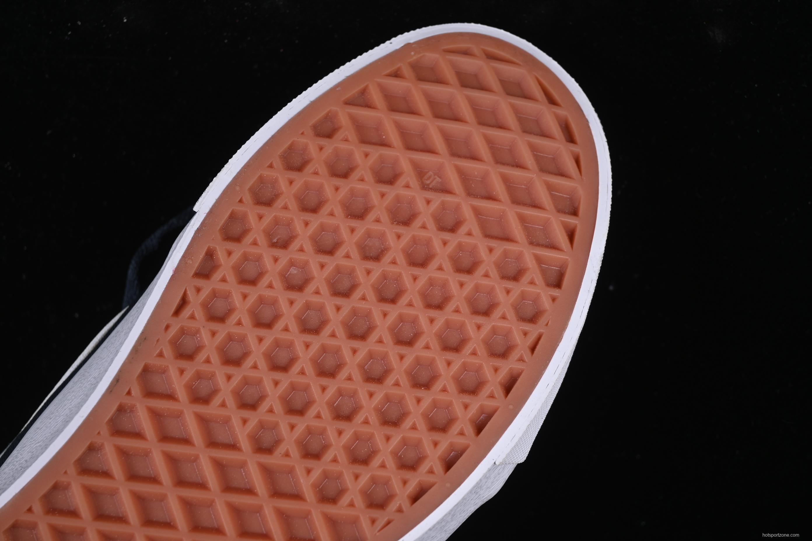 Vans Knu Skool Low-Top Retro Chunky Sneakers - VN000D6CJBL