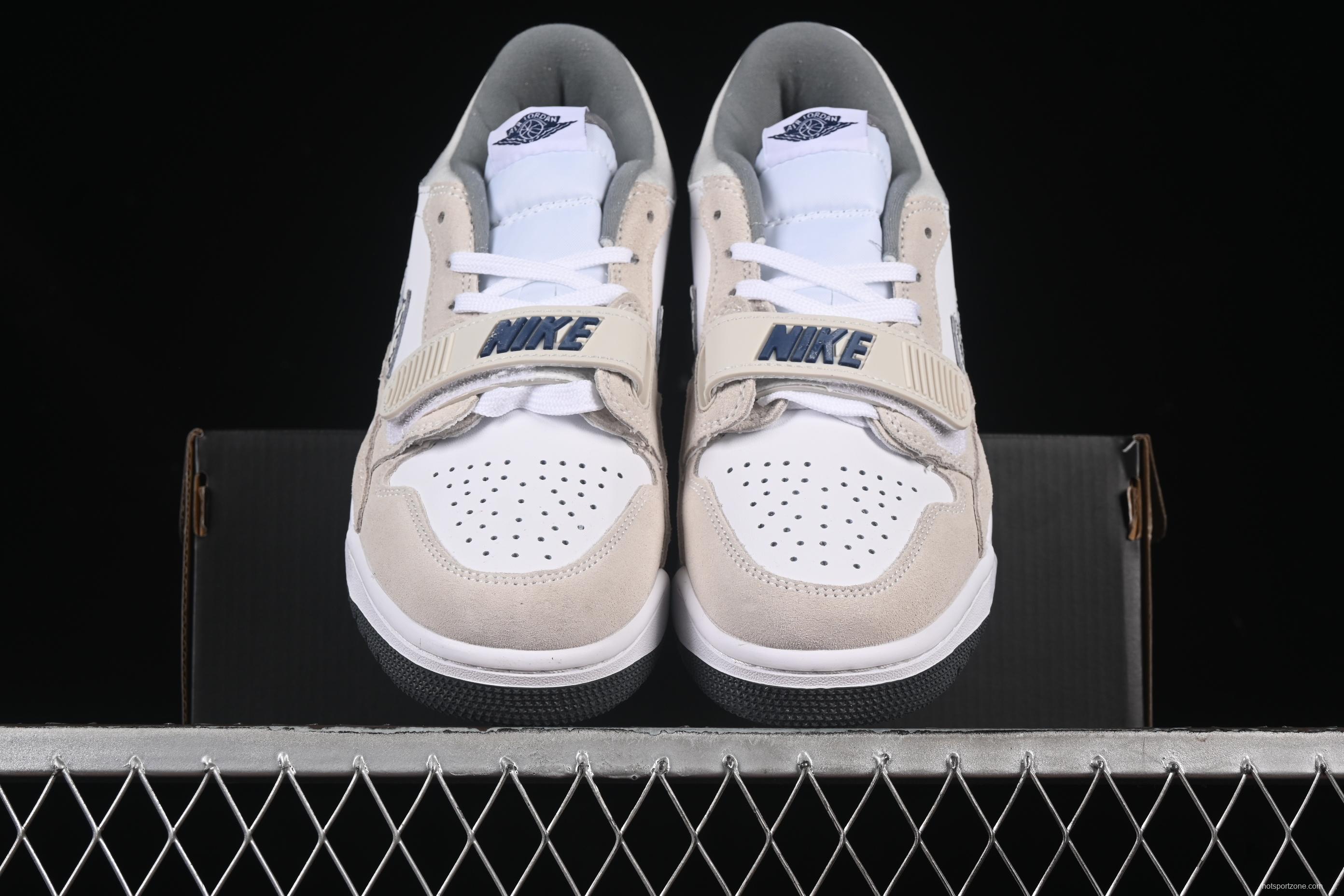 Nike Air Jordan Legacy 312 Low Sneakers with Velcro Strap and Triple Design - CD7069-124