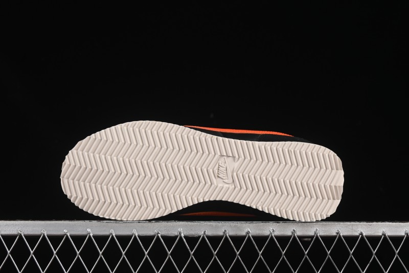 Nike Classic Cortez Leather Retro Running Shoes - HF0263-003