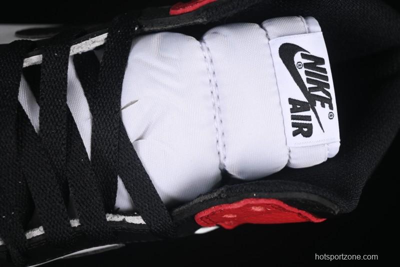 Nike Air Jordan 1 High Retro OG Basketball Shoes with Black Toe Design - 555088-125