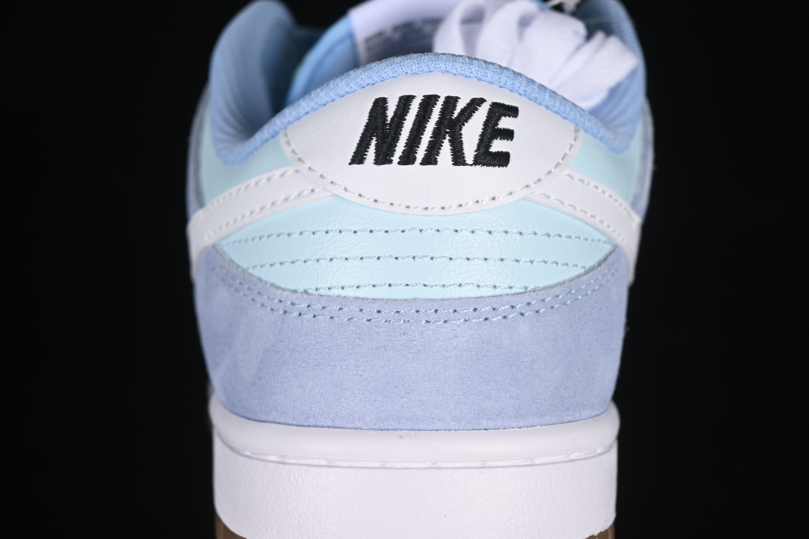Nike Dunk Low Retro Casual Sneakers in Leather and Suede with Pre-Aged Coconut Milk Sole - IB6399-400
