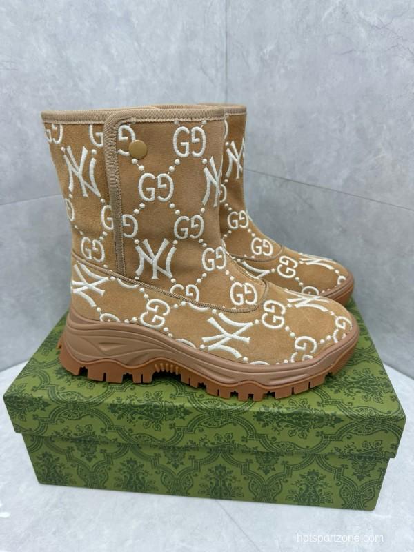 2024 Women Gucci Brown Suede Snow Boots Embroidered GG NY MJ00370