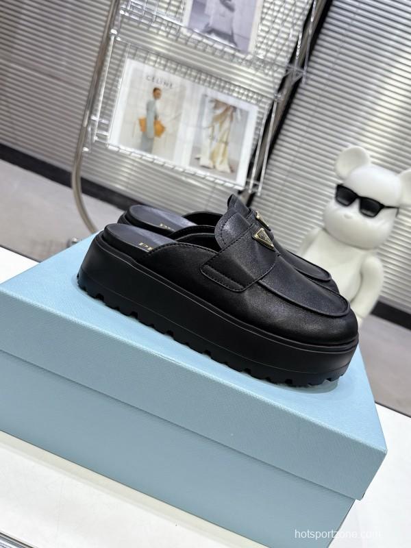 2025 Women Prada Black Leather Loafers