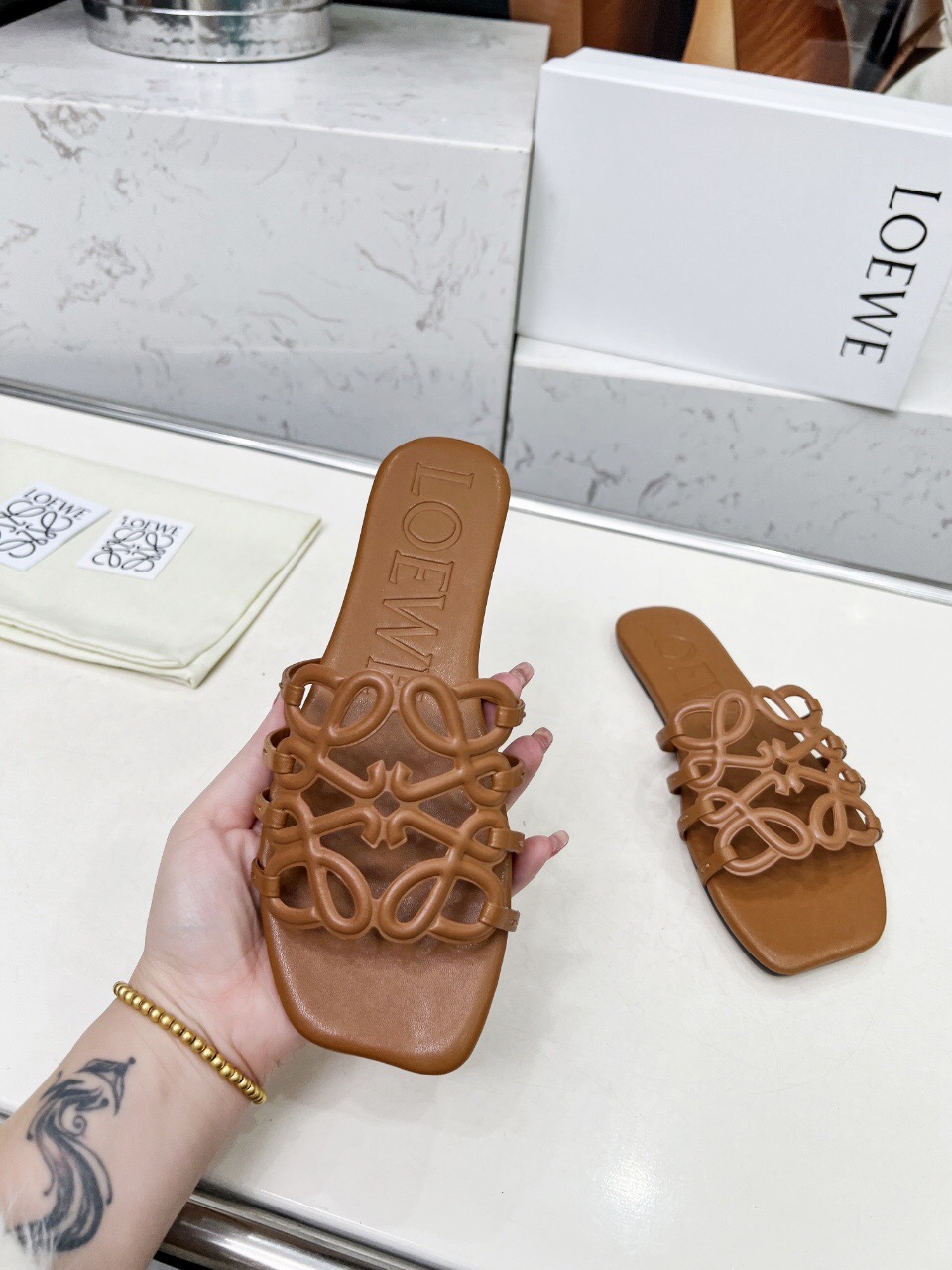 2025 Slippers Loewe Brown Leather Slides LY00190