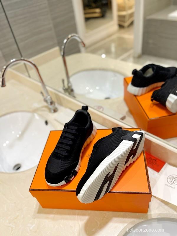 2024 Unisex Hermès Black Imported Silk Calfskin Raincloth Casual Sneakers MJ00320