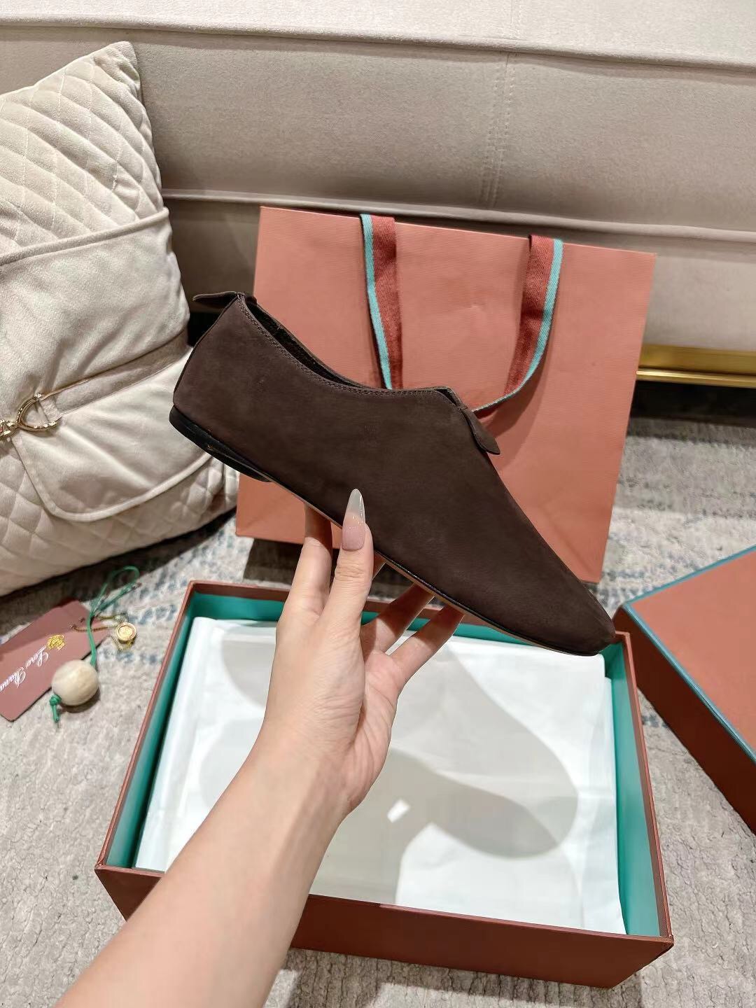 2025 Women LP Dark Brown Suede Loafers LY00300