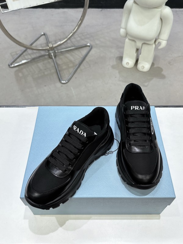2025 Unisex Prada Black Leather Sneakers KFY00310