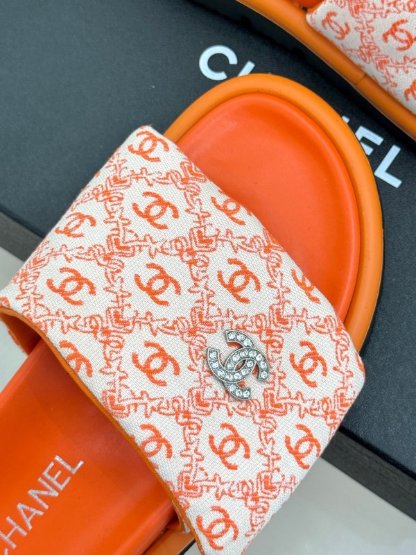 2025 Slippers Chanel Orange Nylon Slippers