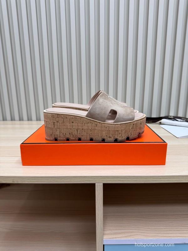 2025 Women Hermès Beige Suede Slip-On Sandals