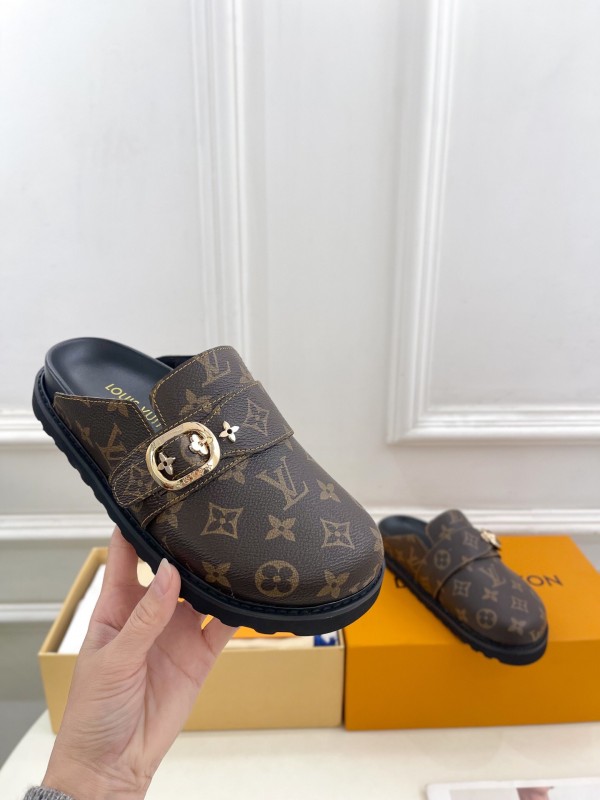 2025 Women Louis Vuitton Brown Leather Slippers Monogram KFY00300