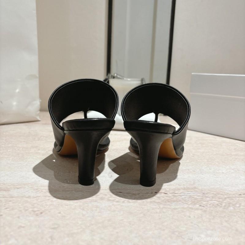 2025 Toteme Black Calf Leather Slippers KFY00280