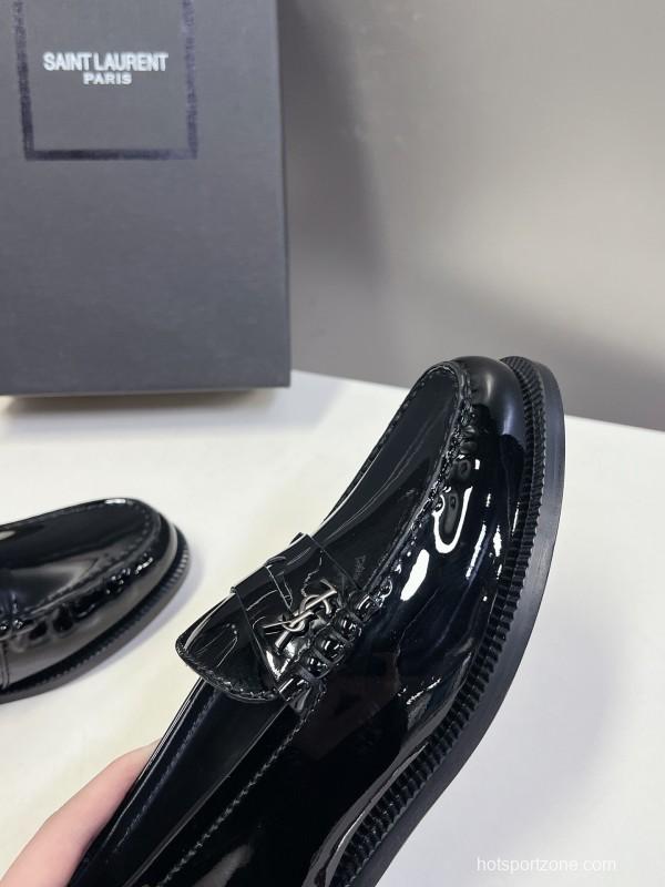 2025 Women Yves Saint Laurent Black Calf Leather Loafers KFY00350