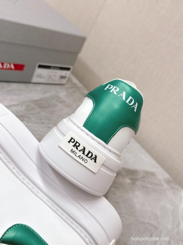 2025 Unisex Prada White Green Calf Leather Sneakers KFY00290