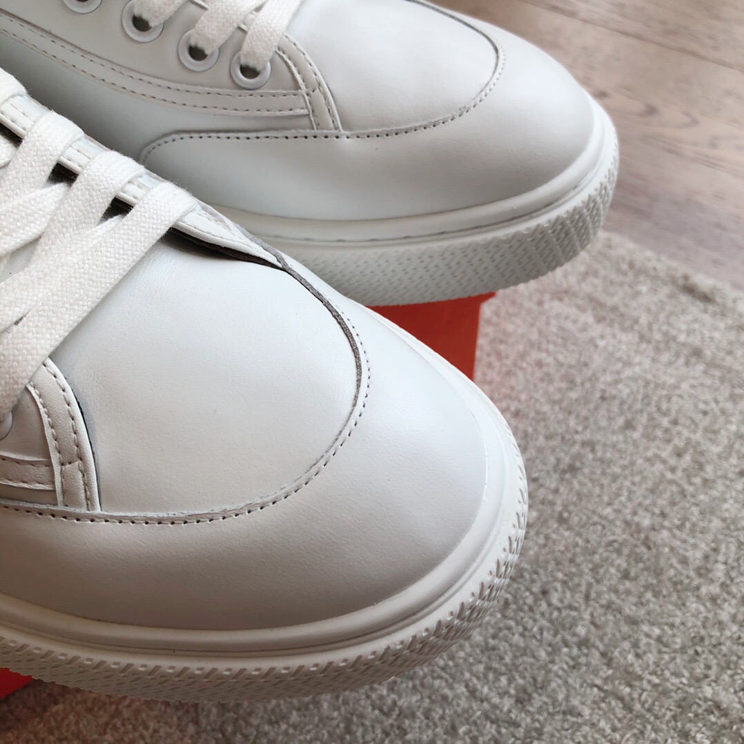 2025 Unisex Hermès White Black Leather Sneakers AS00380