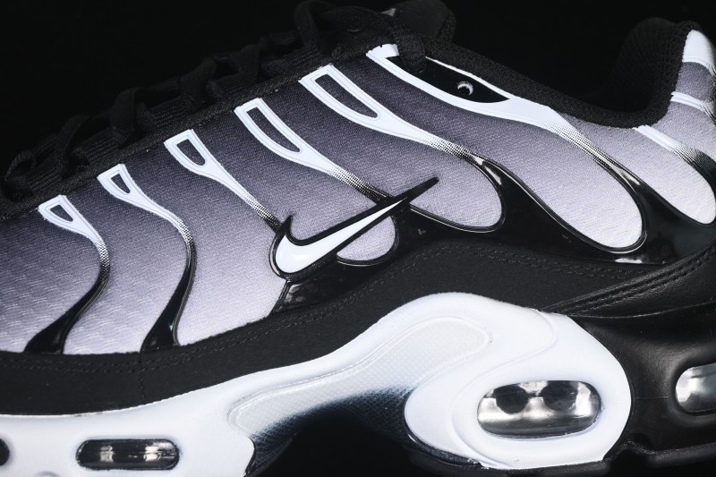 Nike Air Max Plus Retro Running Shoes with Air Cushion Technology - DM0032-003