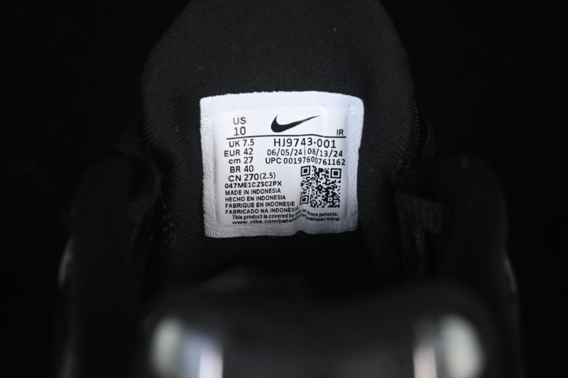 Nike Air Max Plus Retro Running Shoes with Air Cushion Technology - HJ9743-001