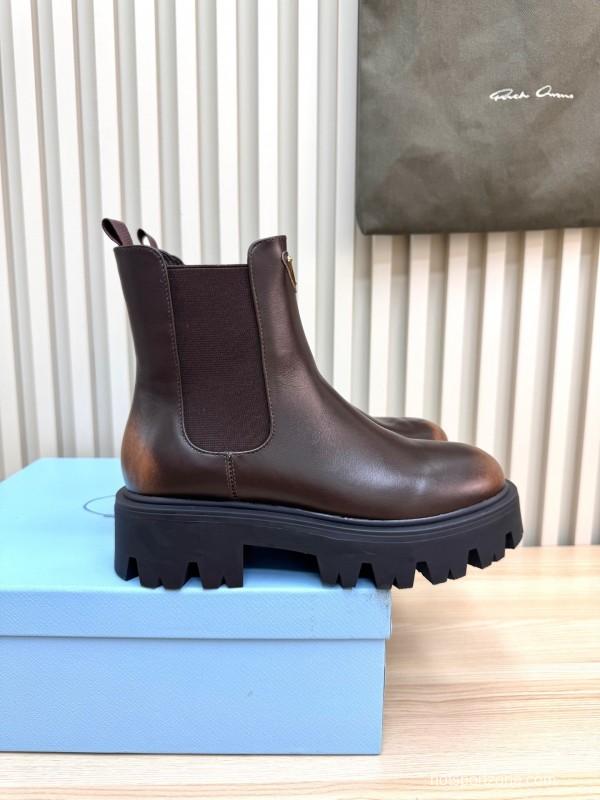 Prada Spring/Summer 2025 Platform Ankle Boots - LY0340
