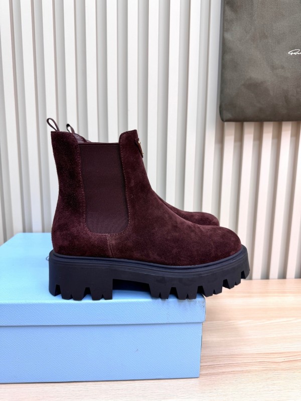 Prada 2025 SS Chunky Platform Ankle Boots - LY0340