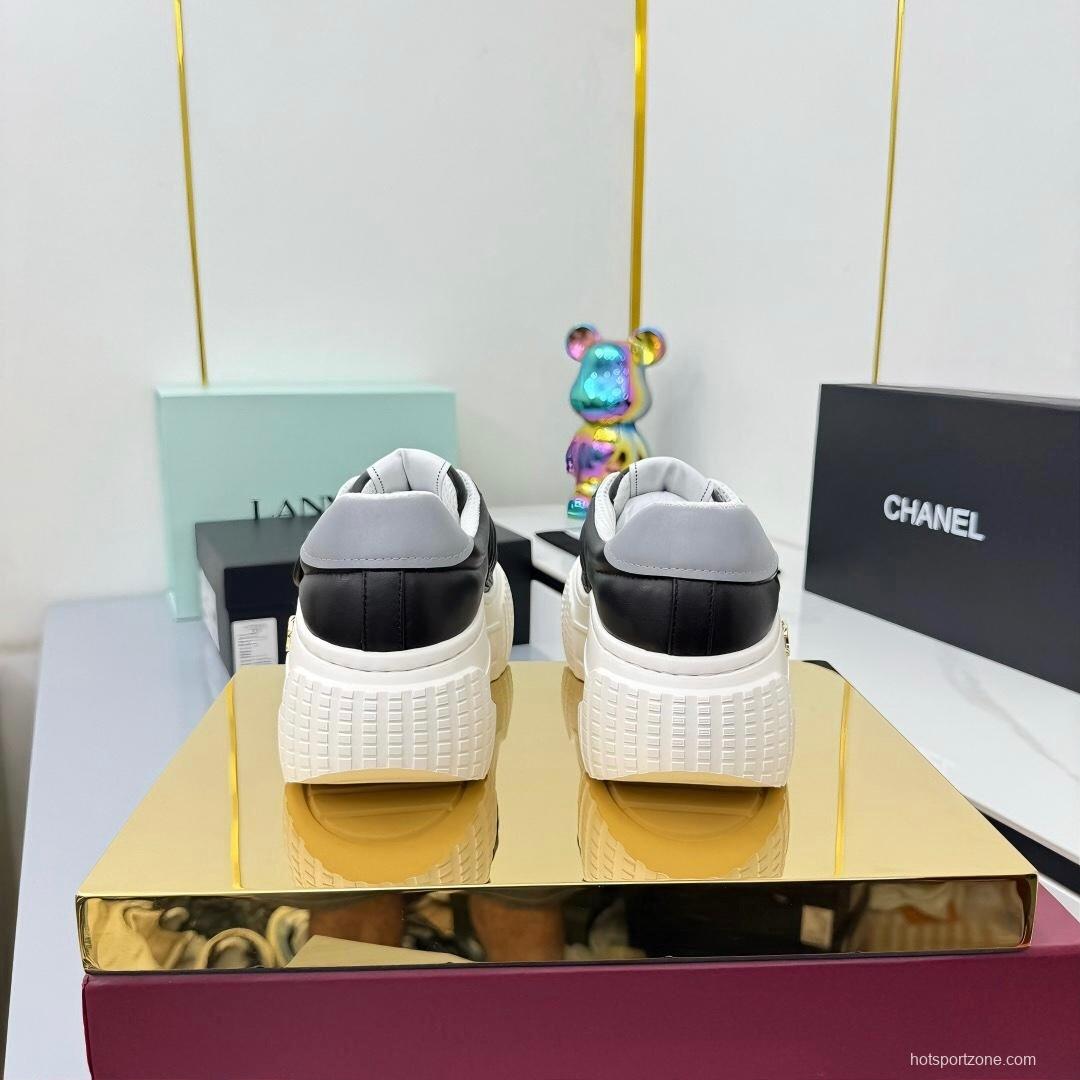 Chanel 2025/SS Panda Casual Sneakers - LY00330