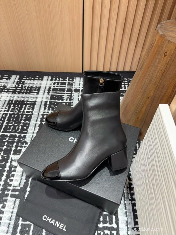 Chanel 2025/SS Patent Leather Block Heel Elastic Ankle Boots - LY00350