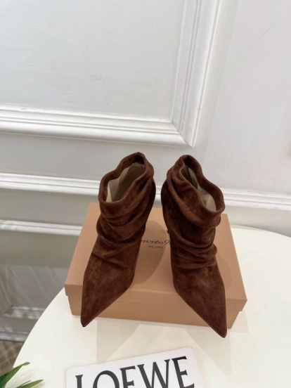 Gianvito Rossi Fall/Winter 2025 GR Pointed Toe Retro Pleated High Heel Ankle Boots - KFY00340