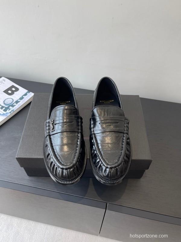 Saint Laurent Classic Loafer Flats - KFY00350