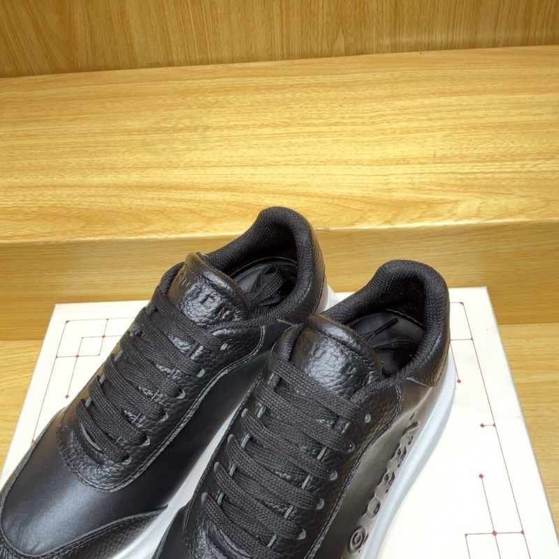 Alexander McQueen Spring 2025 Collection Platform Sneakers with Thick Sole Design - AS00320