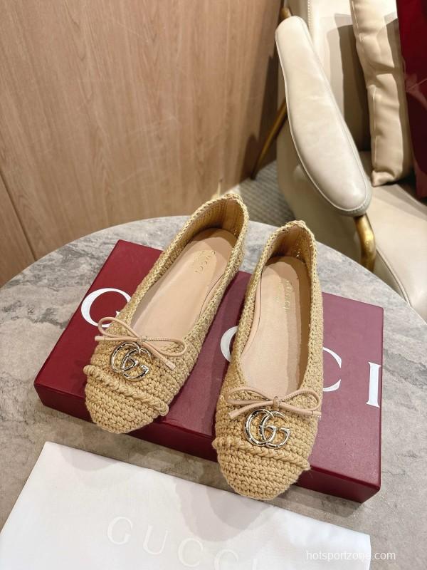 Gucci Ballet Flats with Leather Sole and Bow Detail - LY00320